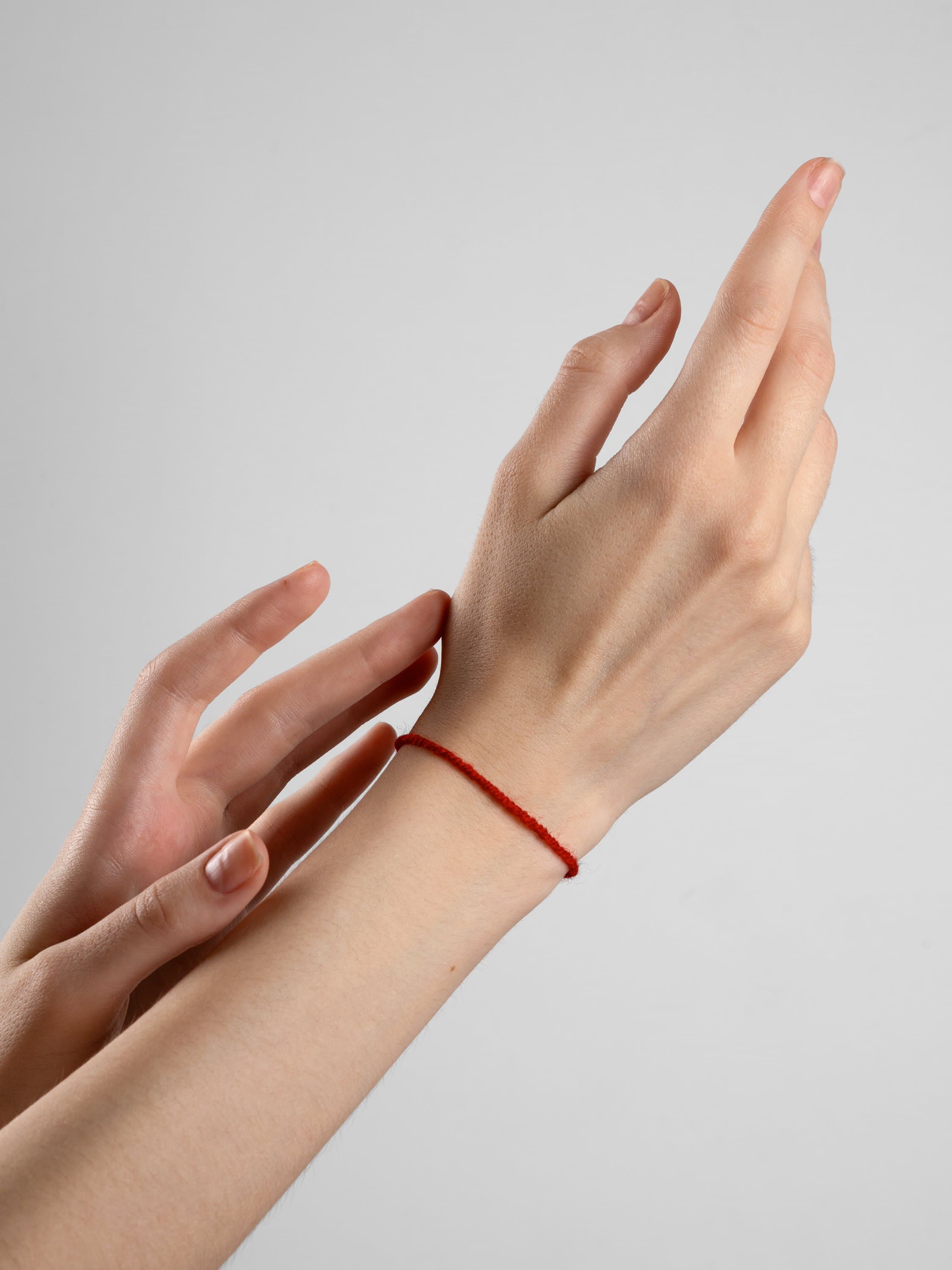 Красная нить-оберег