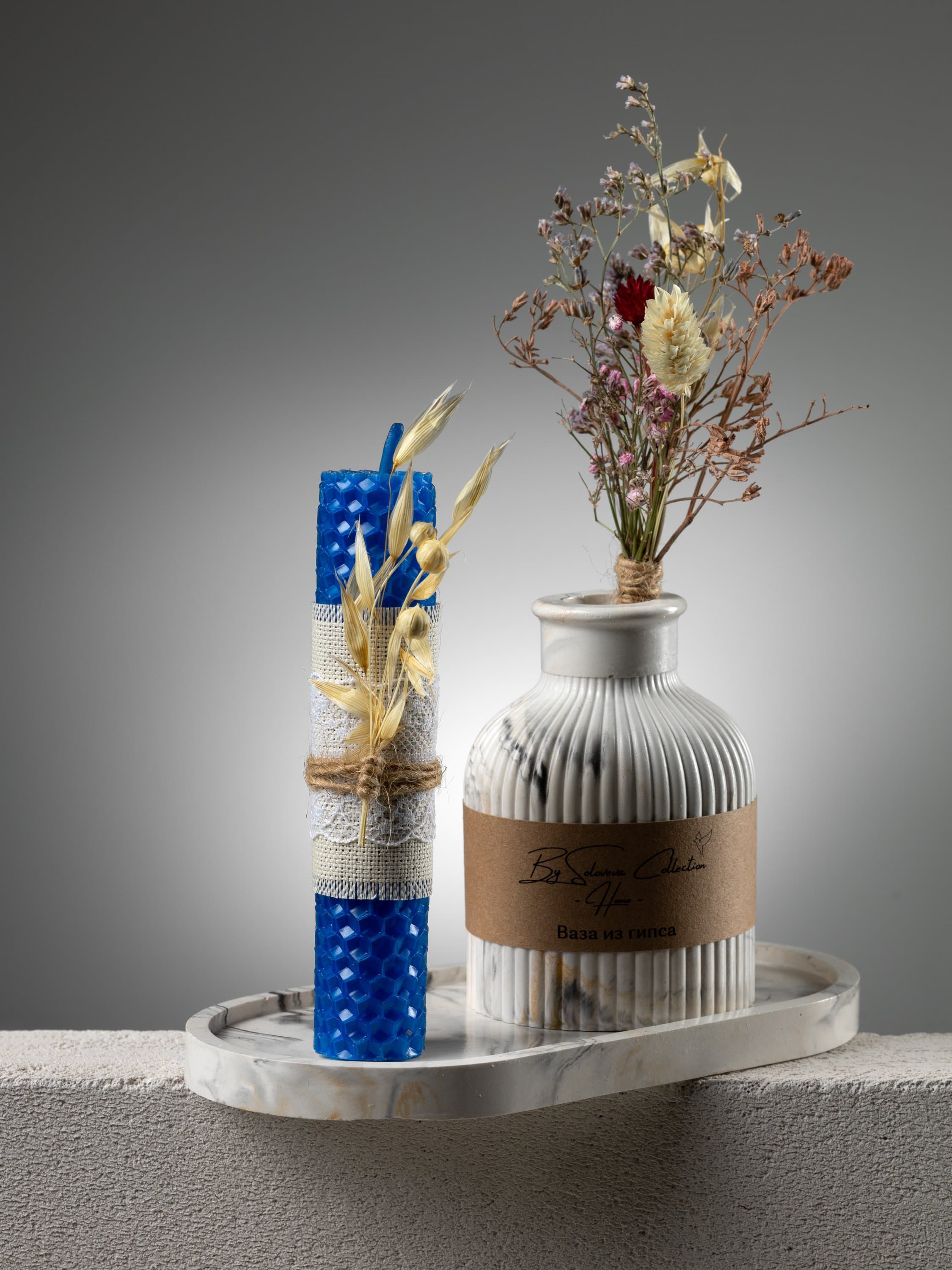 Синяя свеча из вощины