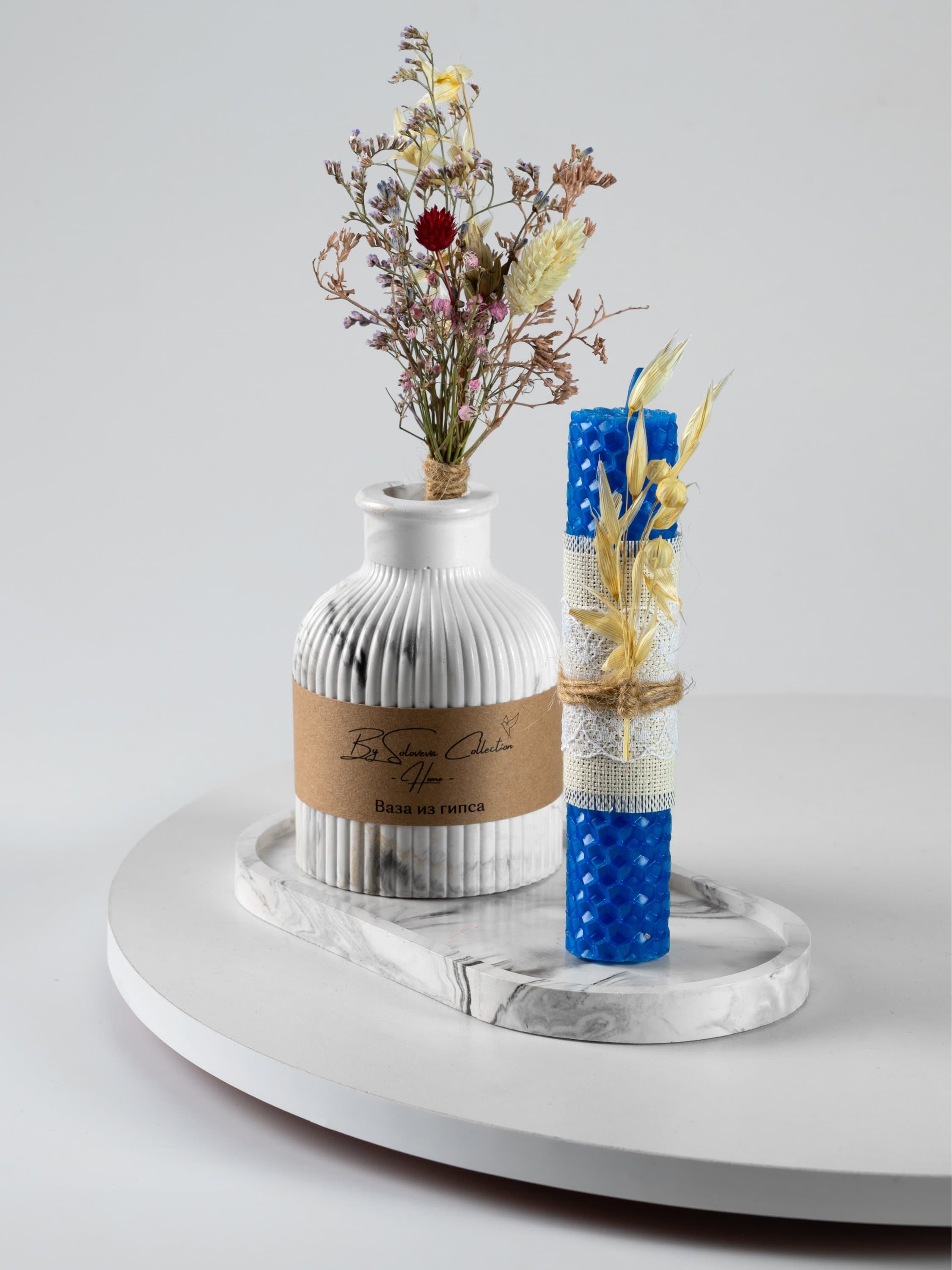 Синяя свеча из вощины